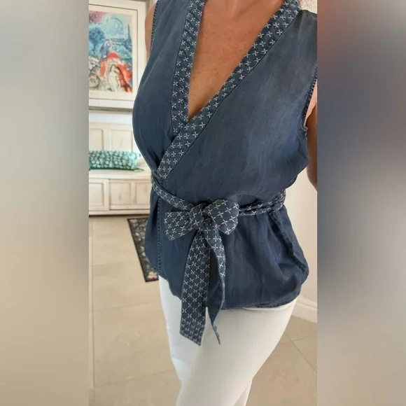 Anthropologie Holding Horses Blue Denim Top with Embroidered Detail - Picture 10 of 11